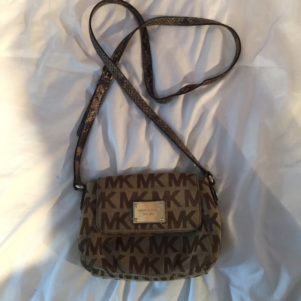 Michael Kors cross body bag