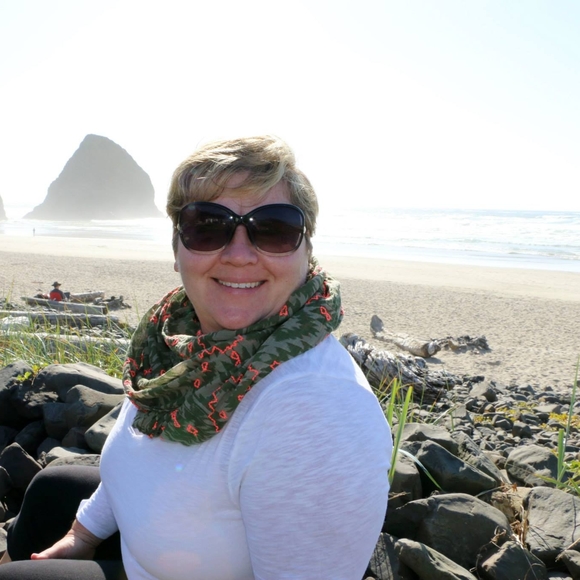 Meet your Posher, Michelle - Picture 1 of 1