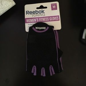 Reebok women's fitness gloves