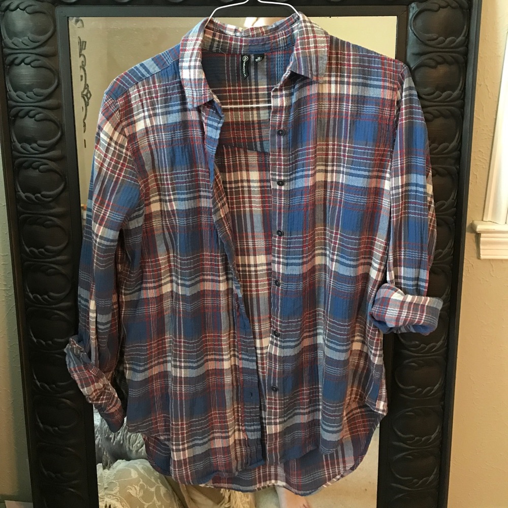 Plaid top