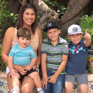 Meet your Posher, Nicole