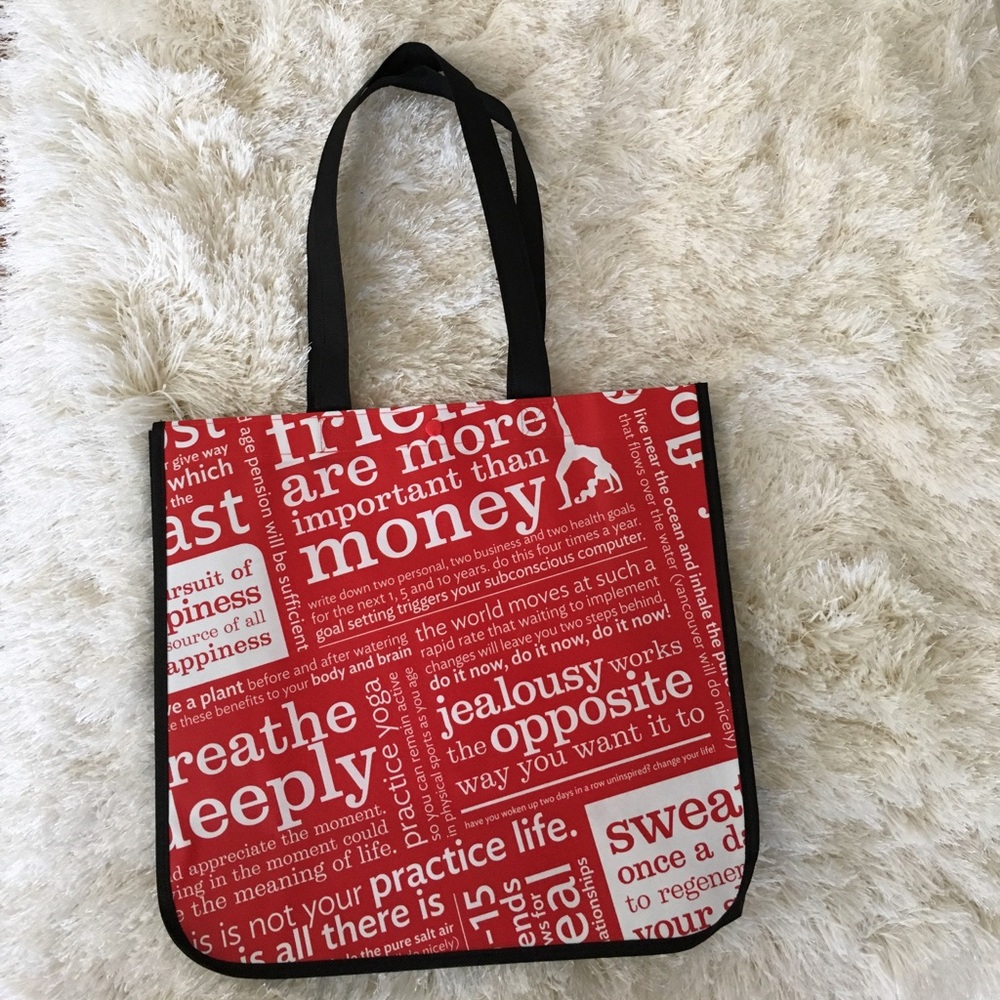 Lululemon Medium-Large Bag