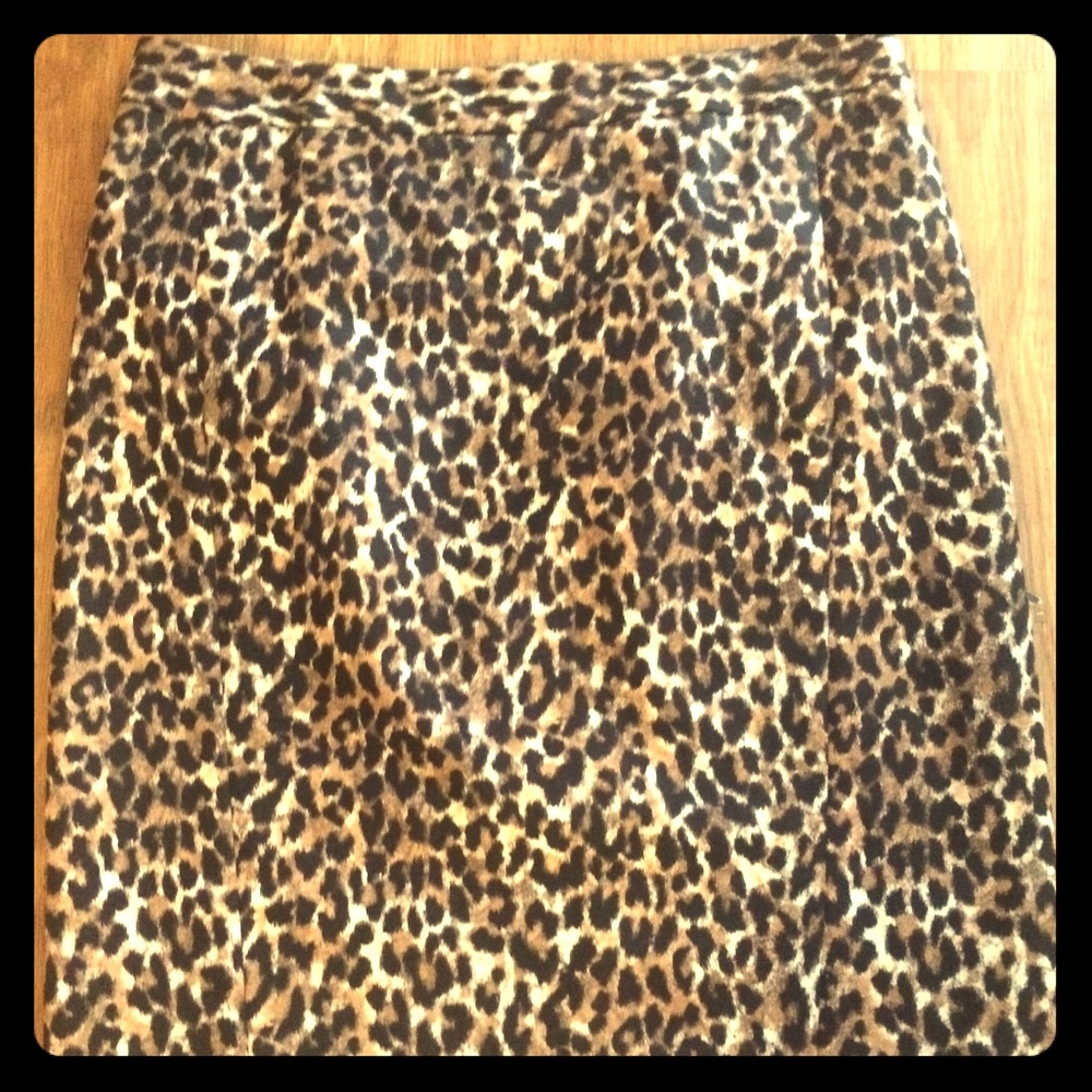 Ann Taylor LOFT leopard pencil skirt