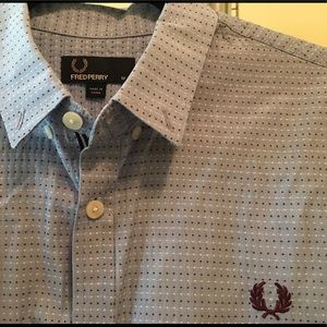Men's Fred Perry short sleeve shirt medium