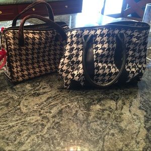 Set of two makeup bags