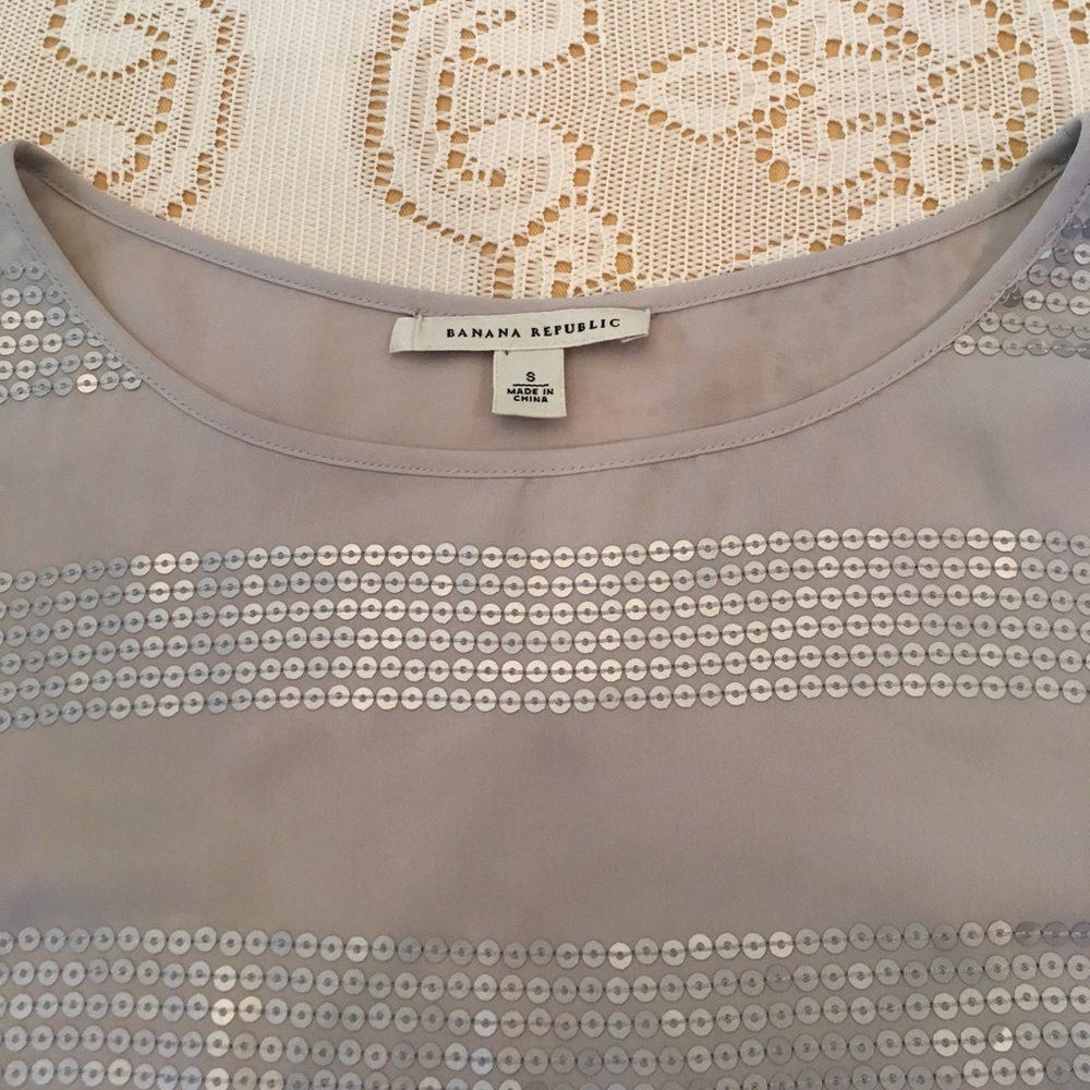 Banana Republic sheer blouse with sequins - Picture 3 of 5