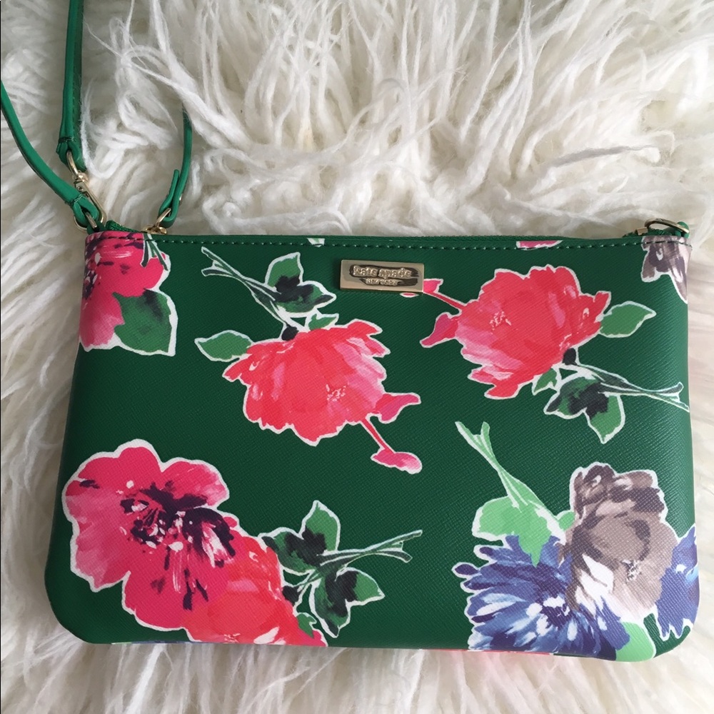 SOLD Kate Spade Wristlets Purse