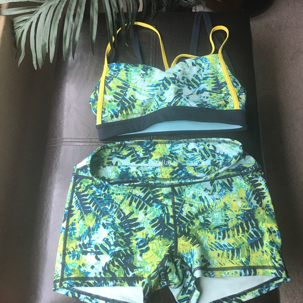 NWOT Zella Activewear/swimwear. Tropical