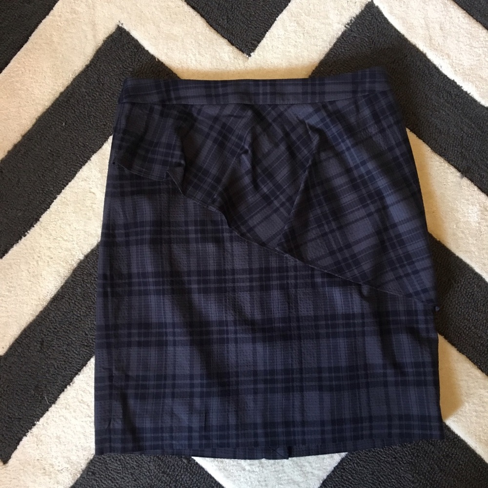 Plaid knee length skirt