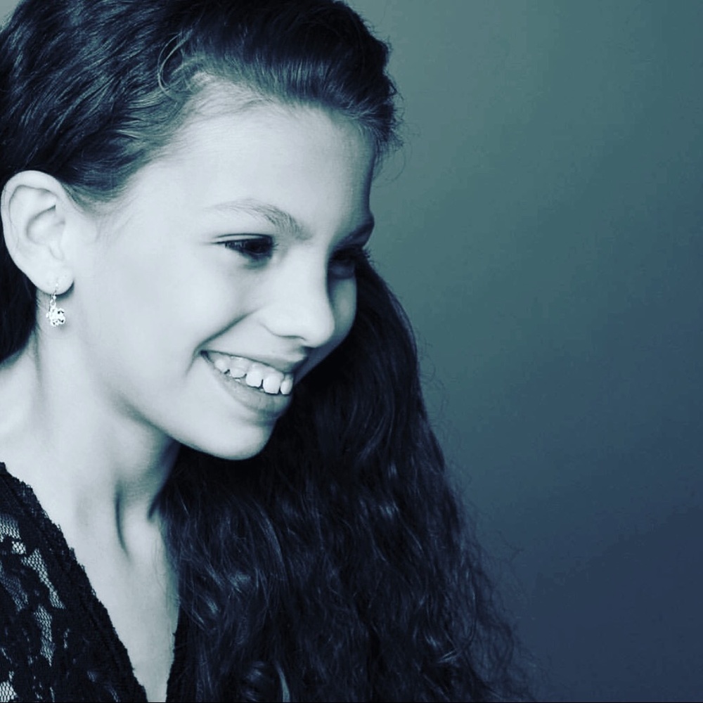 Meet your Posher, Isabella