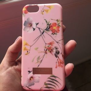 Ted Baker iPhone 6/6s case.