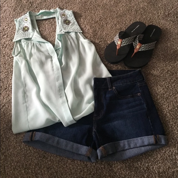 American Eagle Outfitters Pants - American Eagle Midi Short