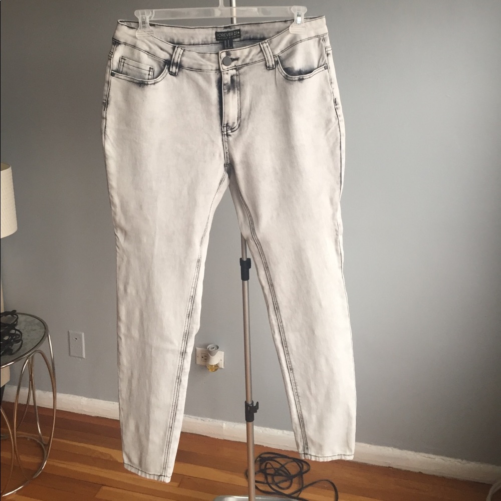 Stretch skinny jeans