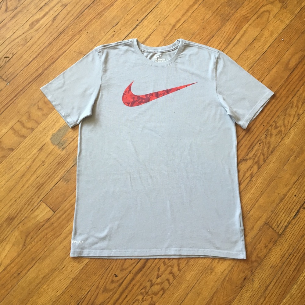 Men's Nike Dry Fit Short Sleeve Shirt