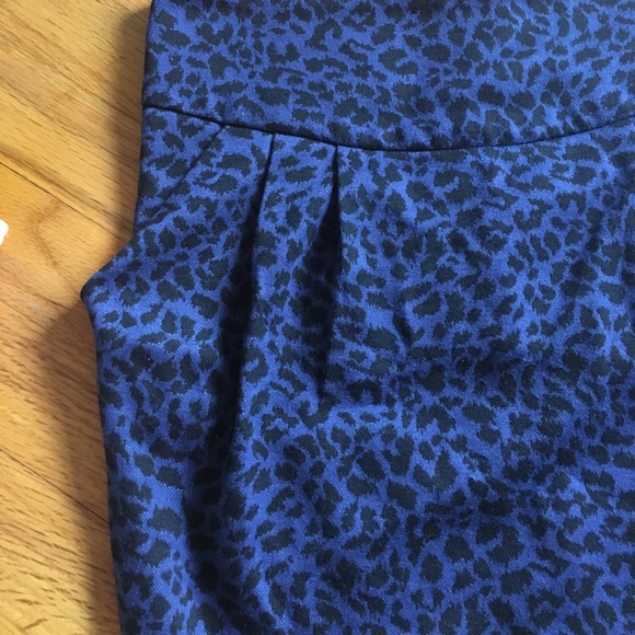 Forever 21 - Dark Blue Cheetah Print Mini Skirt - Picture 2 of 2