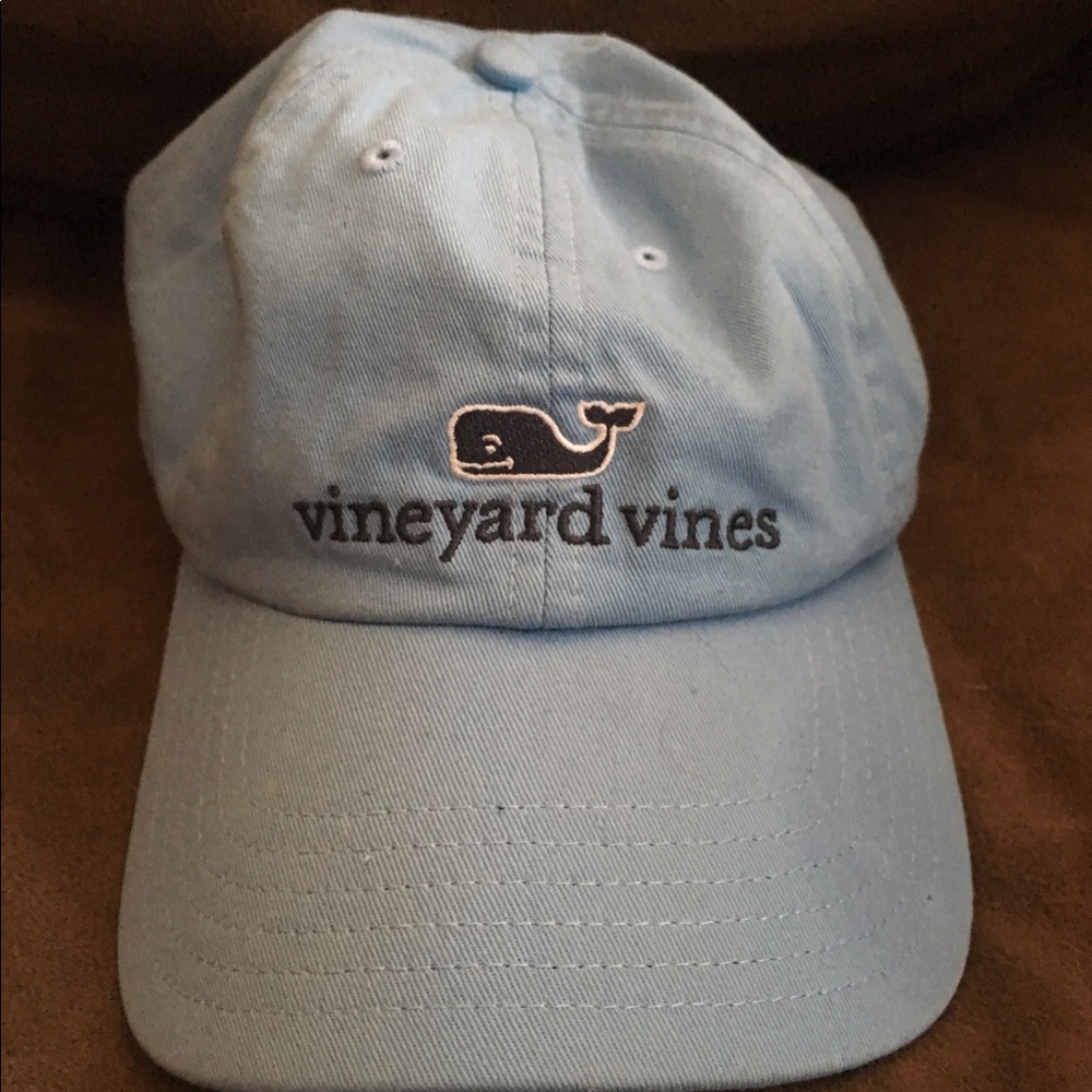 Blue vineyard vines hat