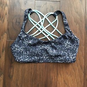 Lululemon Free To Be Wild bra