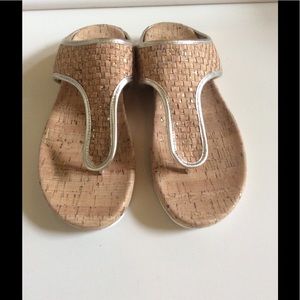 Brand new- never worn Donald Pliner Sandal