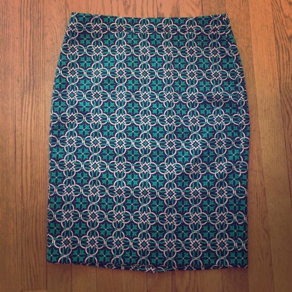 J. Crew Dresses & Skirts - J.Crew Green and Navy Pencil Skirt, Size 6