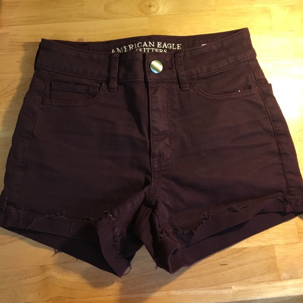 American Eagle NWOT Sz0 High-waisted Maroon Shorts