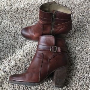 Cognac brown Frye booties