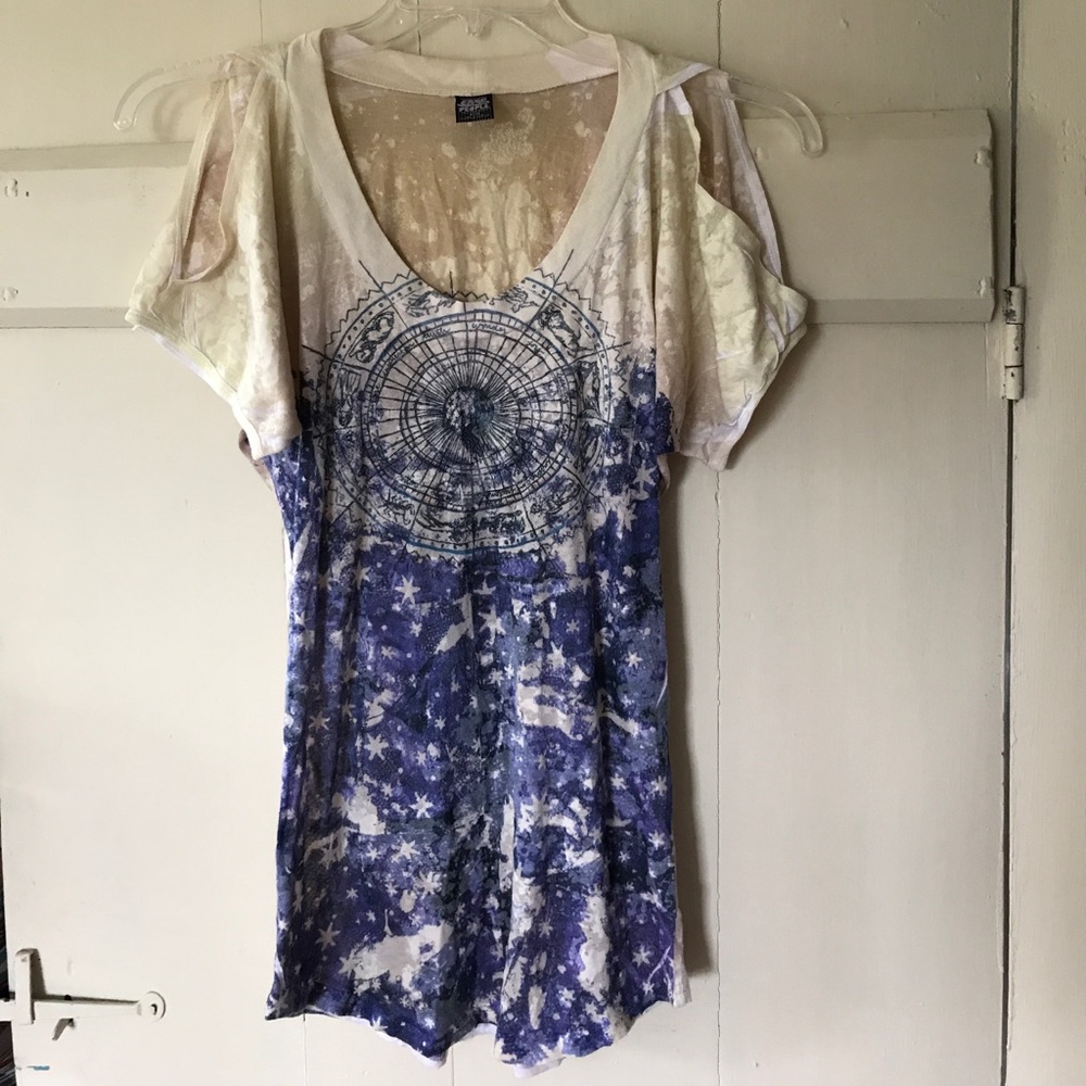 Free People printed cold shoulder tee
