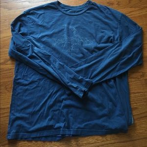 Long sleeve Patagonia tee