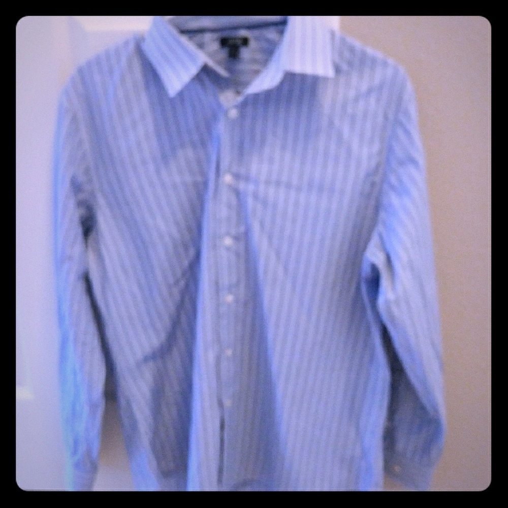Men's medium dress shirt