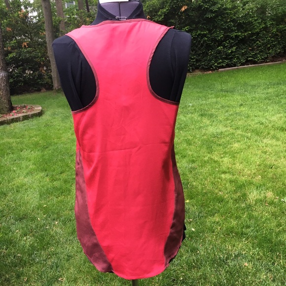 Top - Picture 3 of 8