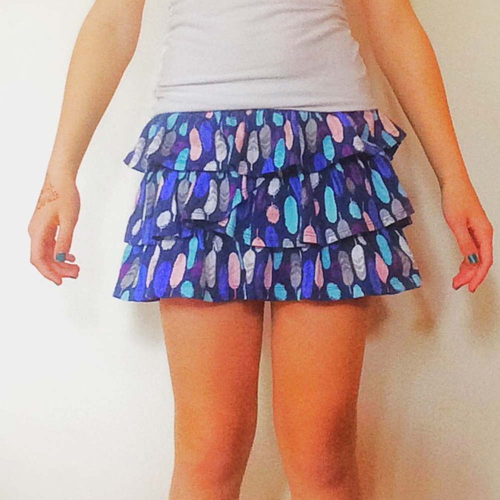 BRAND NEW crazy8 pastel feather skirt. 100% cotton