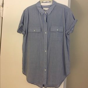Like New treasure and bond chambray shirt