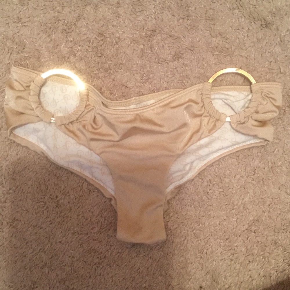 Victoria Secrets Cheeky Bakini Bottoms