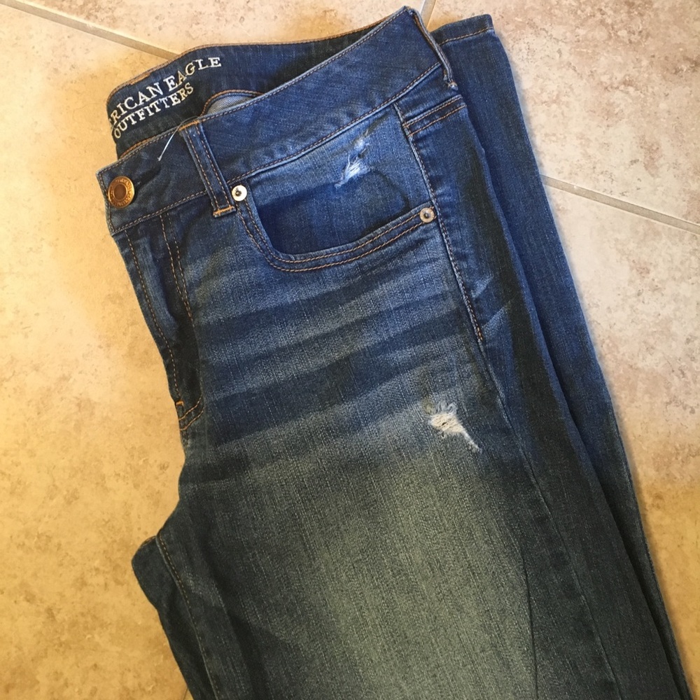 American Eagle Outfitters Favorite Boyfriend Jeans