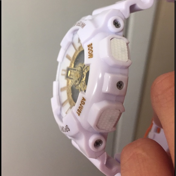 Glam Sports watch - Picture 3 of 3