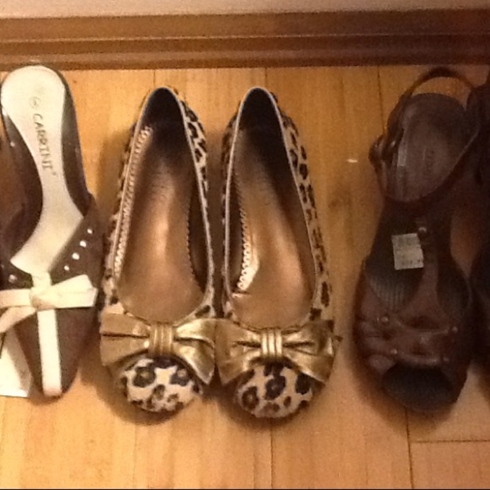 Cute flats "ALL PRICES ARE NEGOTIABLE "