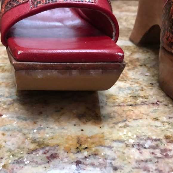 Guess Vintage Mules - Picture 7 of 8