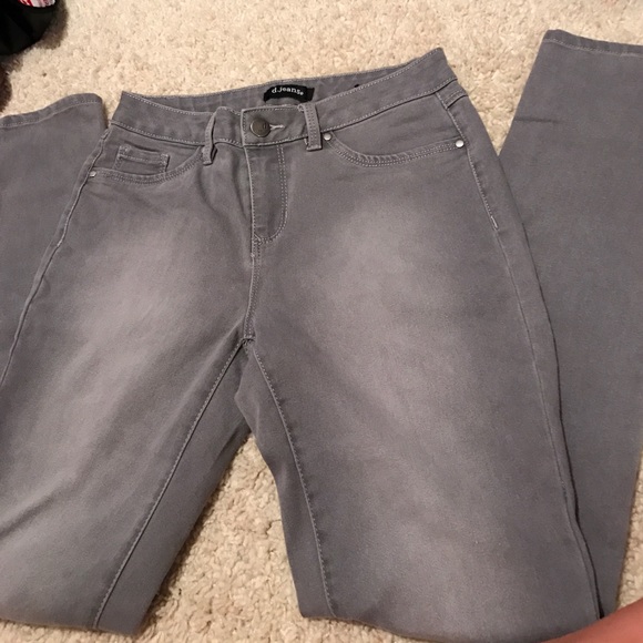 Size 6 // Very Stretchy Grey Jeans - Picture 2 of 4