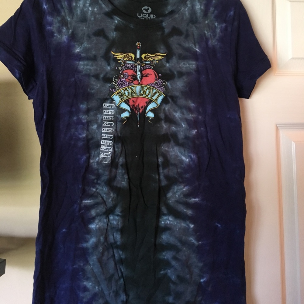 Super cute Bon Jovi rock fitted Tee
