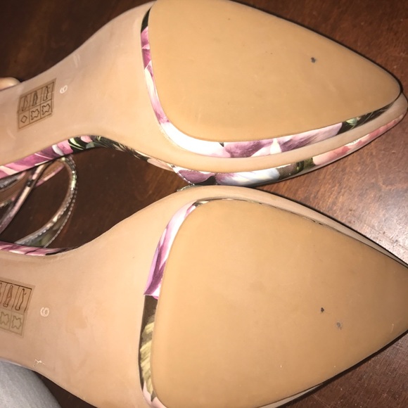 Jeffrey Campbell Heels - Picture 3 of 4