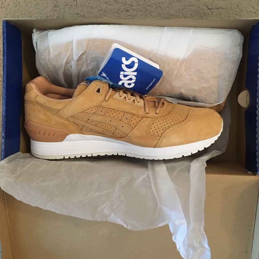 Men's Asics size 12