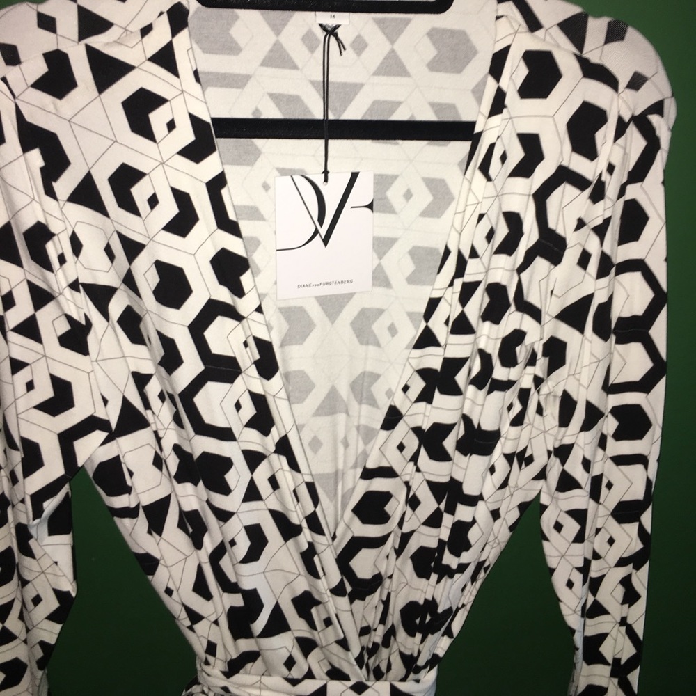 DVF Valencia wrap dress NWT