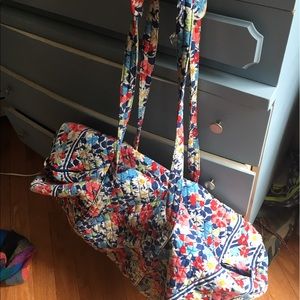 Like new Vera Bradley Large Travel Duffel