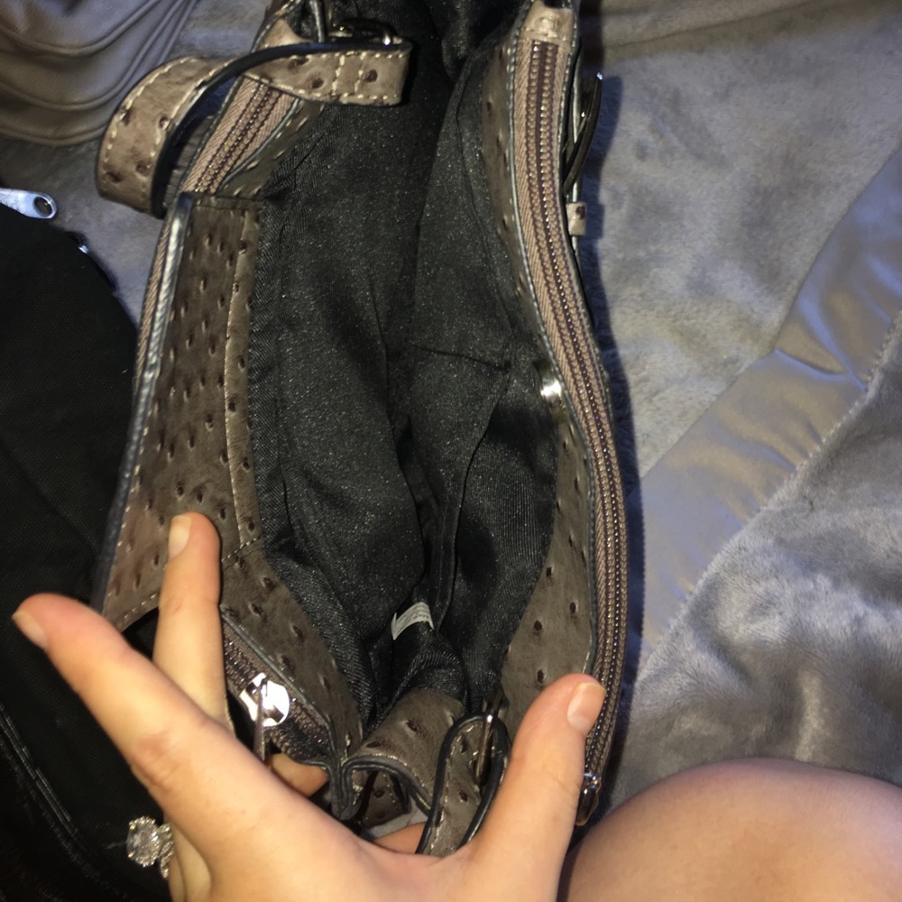 Purse - Picture 3 of 4