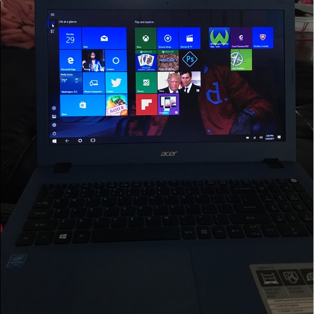 Acer Aspire E 15 Laptop E5-532-P3D4