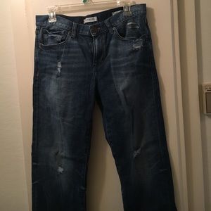 Distressed Boyfriend jeans