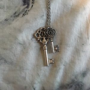 double keys necklace