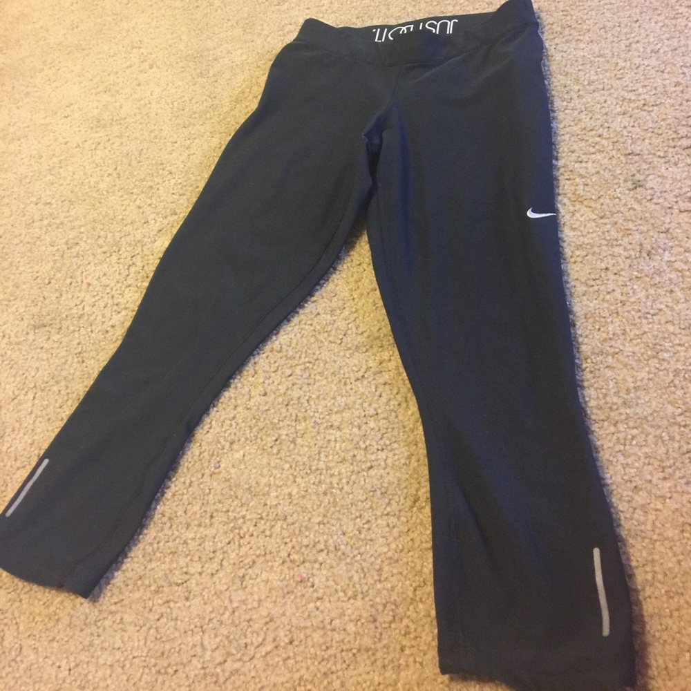 NIKE TRAINING LEGGING
