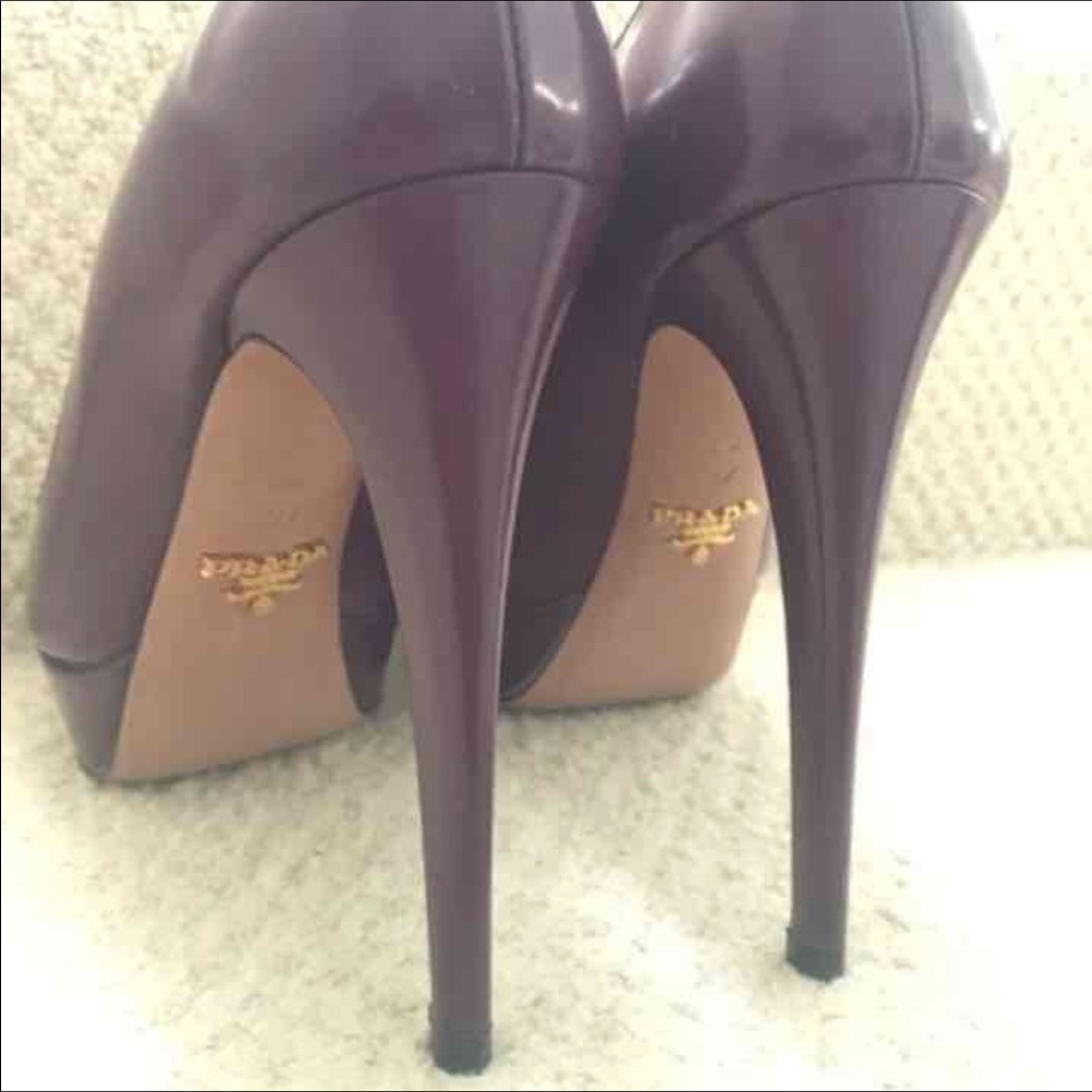 PRADA peep toe stilettos. Authentic. Italy.
