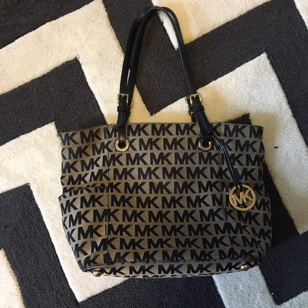 Authentic Michael Kors purse
