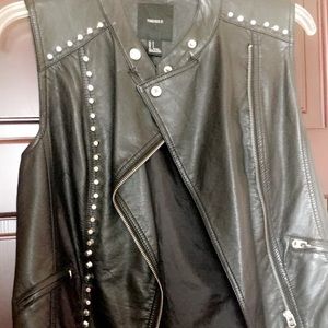 Black leather studded vest Forever 21 size: small